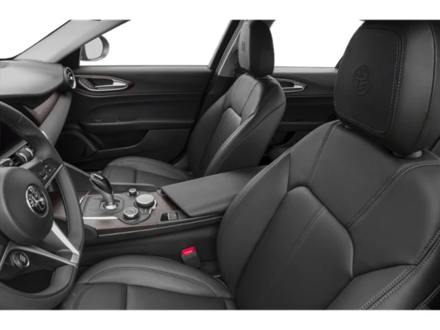 2018 Alfa Romeo Giulia - Image 8 of 12
