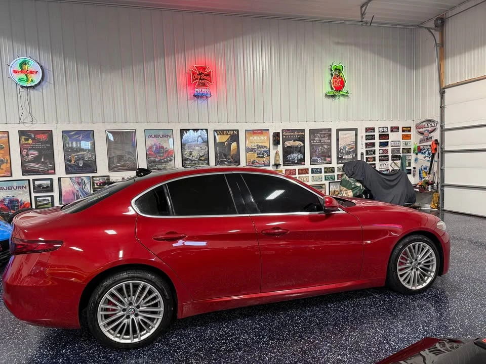 2018 Alfa Romeo Giulia - Image 8 of 16