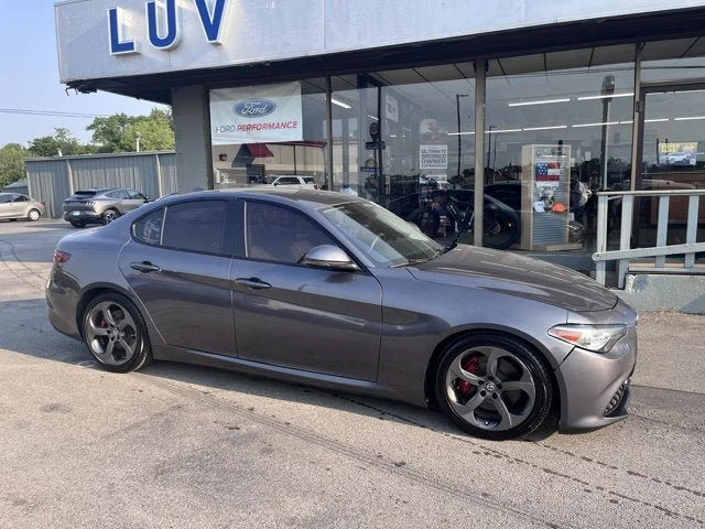 2018 Alfa Romeo Giulia - Image 2 of 12