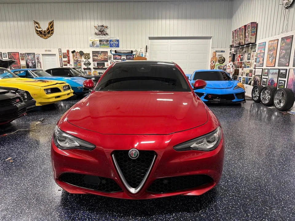 2018 Alfa Romeo Giulia - Image 5 of 16