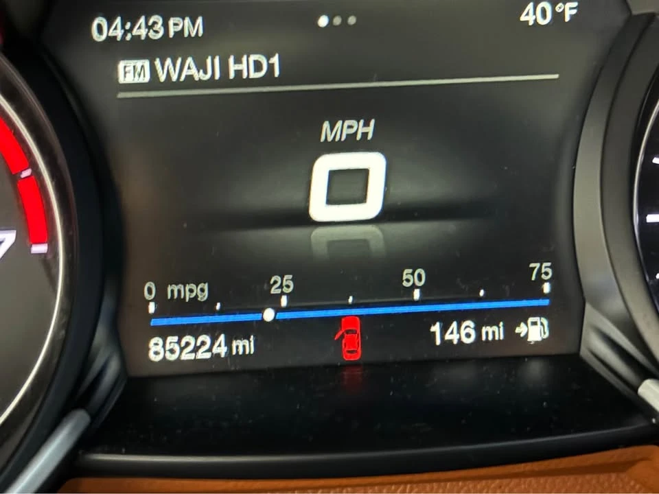 2018 Alfa Romeo Giulia - Image 10 of 16