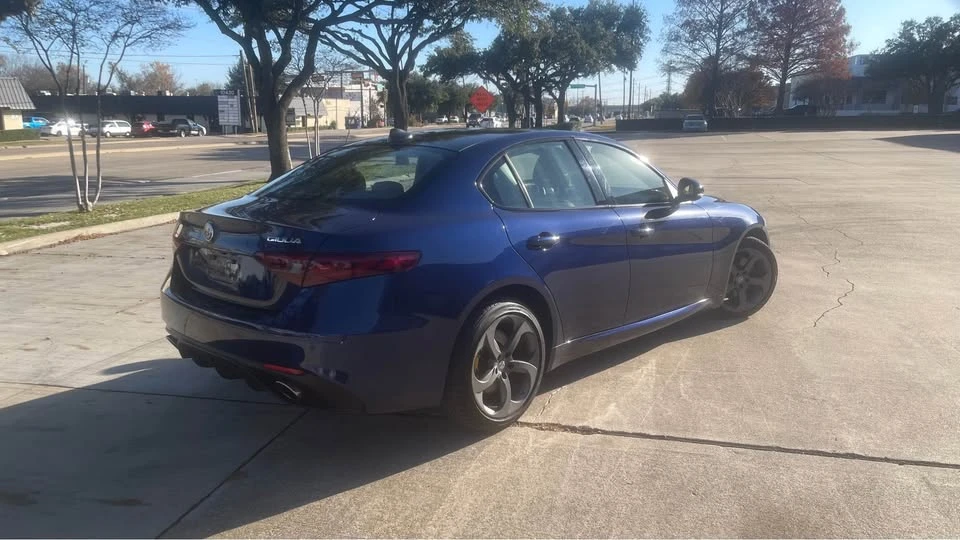 2018 Alfa Romeo Giulia - Image 3 of 12
