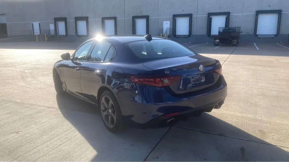 2018 Alfa Romeo Giulia - Image 2 of 12
