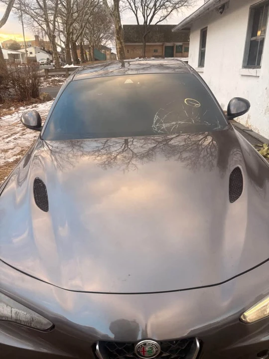 2018 Alfa Romeo Giulia - Image 11 of 16