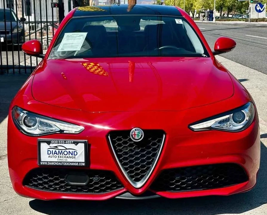2018 Alfa Romeo Giulia - Image 2 of 7