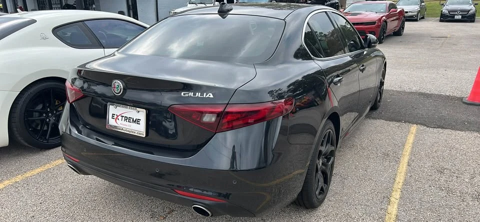 2018 Alfa Romeo Giulia - Image 4 of 5