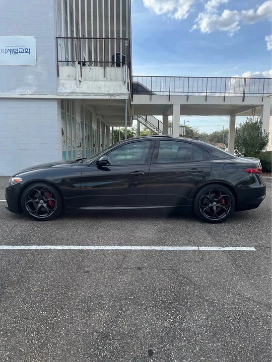2018 Alfa Romeo Giulia - Image 3 of 15