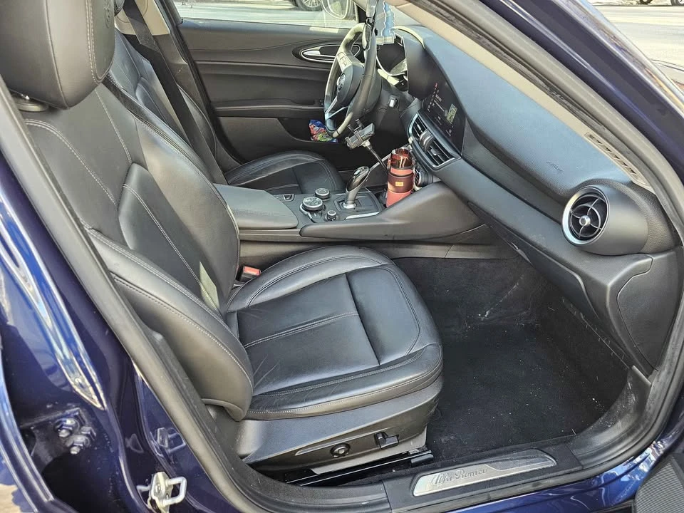 2018 Alfa Romeo Giulia - Image 4 of 7