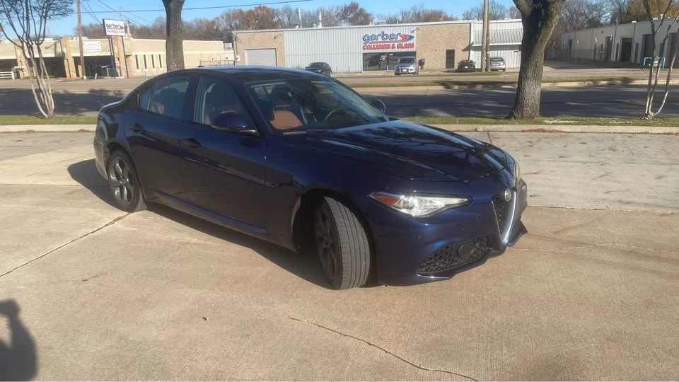 2018 Alfa Romeo Giulia - Image 4 of 12