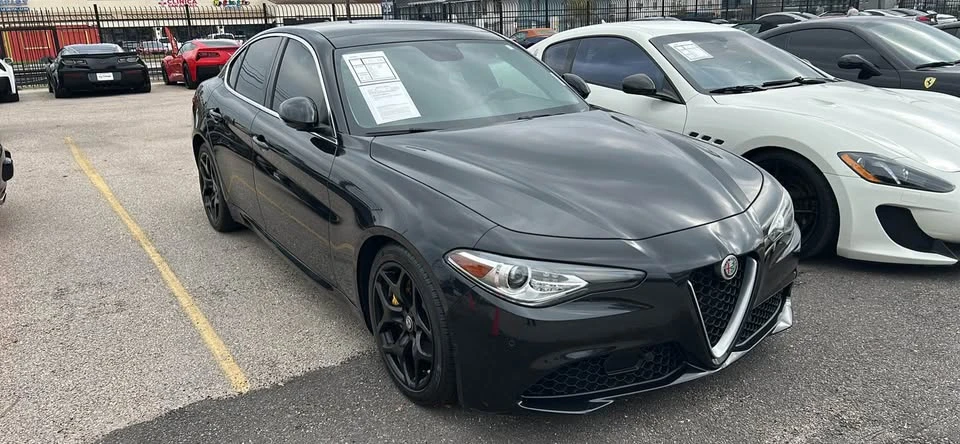 2018 Alfa Romeo Giulia - Image 3 of 5
