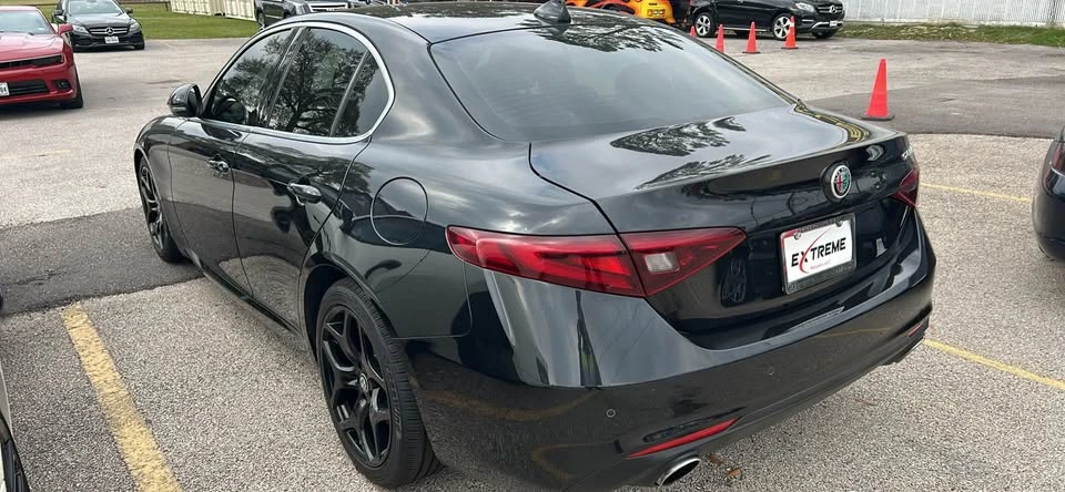 2018 Alfa Romeo Giulia - Image 5 of 5