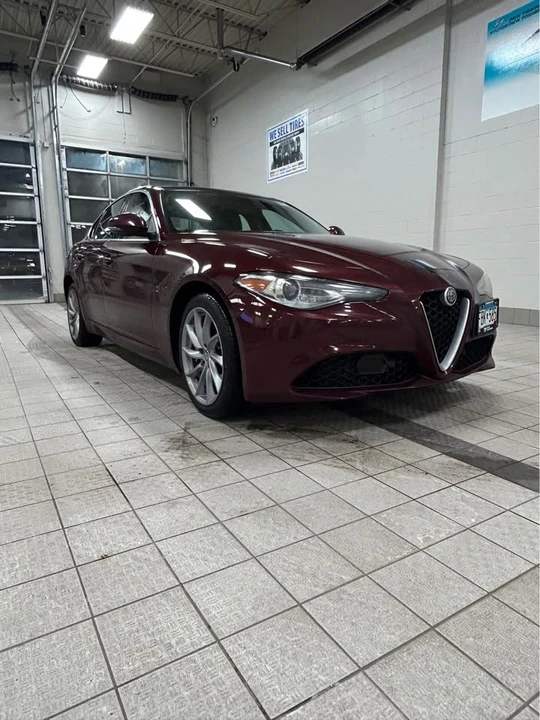 2018 Alfa Romeo Giulia - Image 4 of 14
