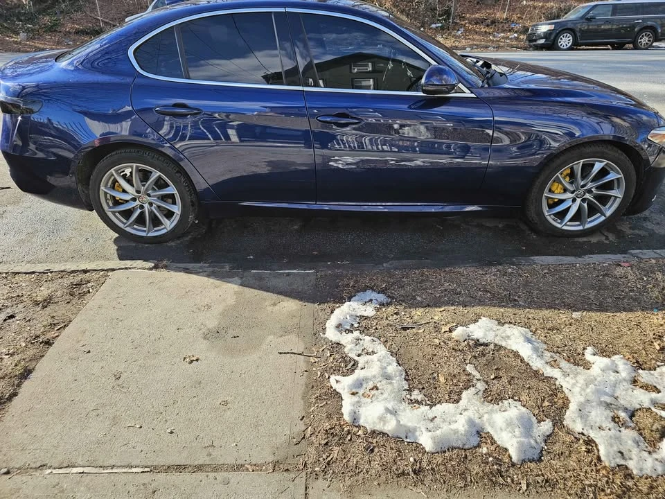 2018 Alfa Romeo Giulia - Image 6 of 7