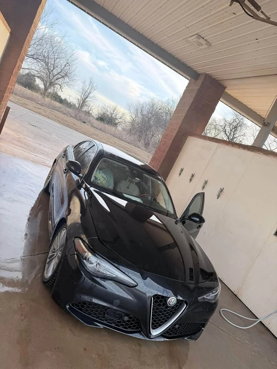 2018 Alfa Romeo Giulia - Image 3 of 4