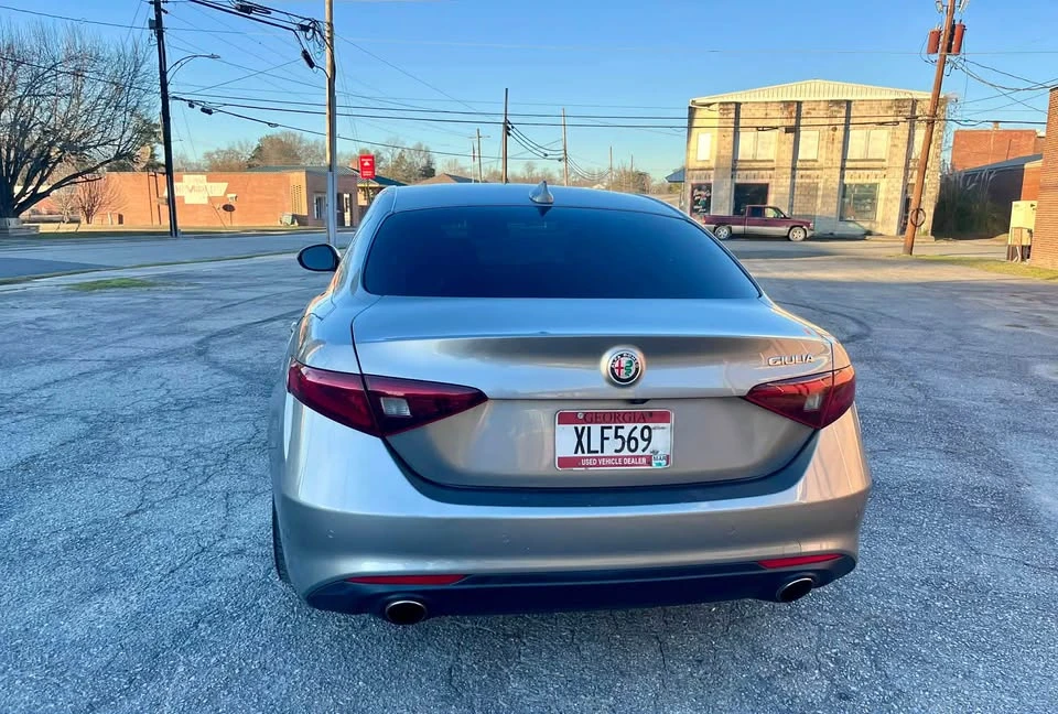 2018 Alfa Romeo Giulia - Image 6 of 13
