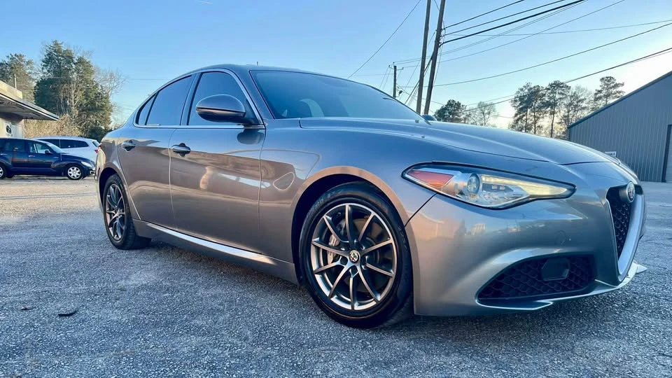 2018 Alfa Romeo Giulia - Image 4 of 13