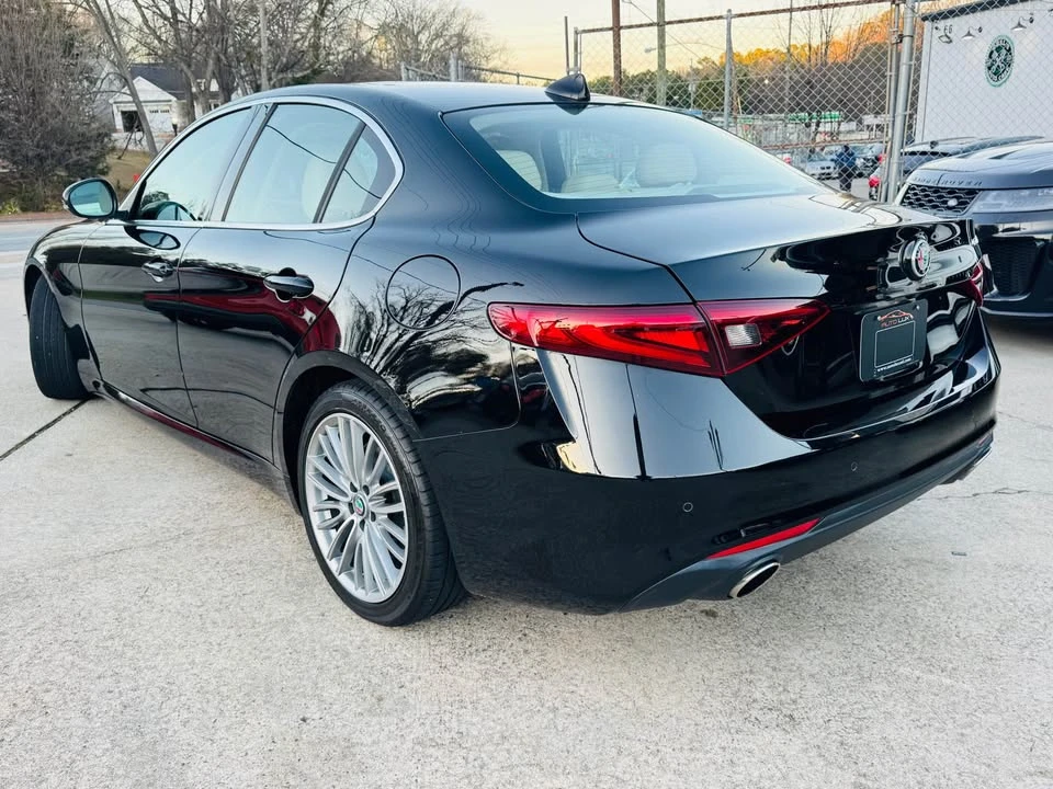 2018 Alfa Romeo Giulia - Image 3 of 20