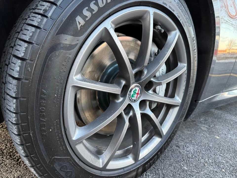 2018 Alfa Romeo Giulia - Image 6 of 10