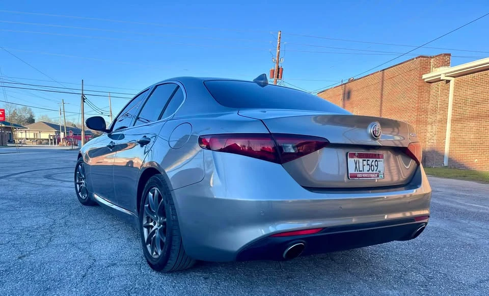2018 Alfa Romeo Giulia - Image 13 of 13