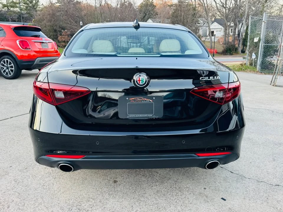 2018 Alfa Romeo Giulia - Image 4 of 20