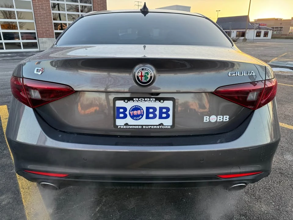 2018 Alfa Romeo Giulia - Image 4 of 10