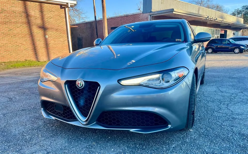 2018 Alfa Romeo Giulia - Image 3 of 13