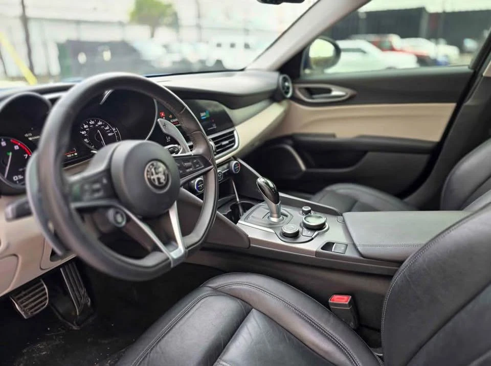 2018 Alfa Romeo Giulia - Image 4 of 7