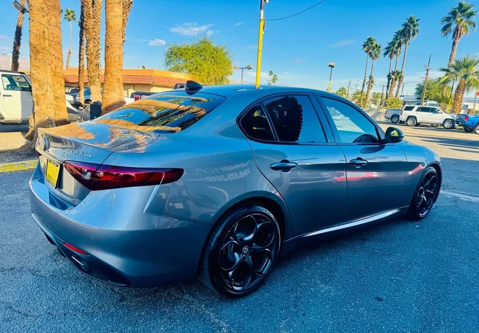 2018 Alfa Romeo Giulia - Image 6 of 10