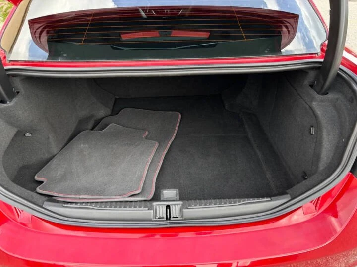 2018 Alfa Romeo Giulia - Image 18 of 20