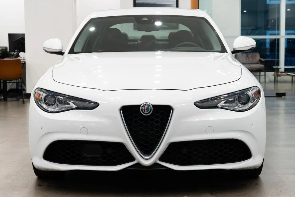 2018 Alfa Romeo Giulia - Image 2 of 10