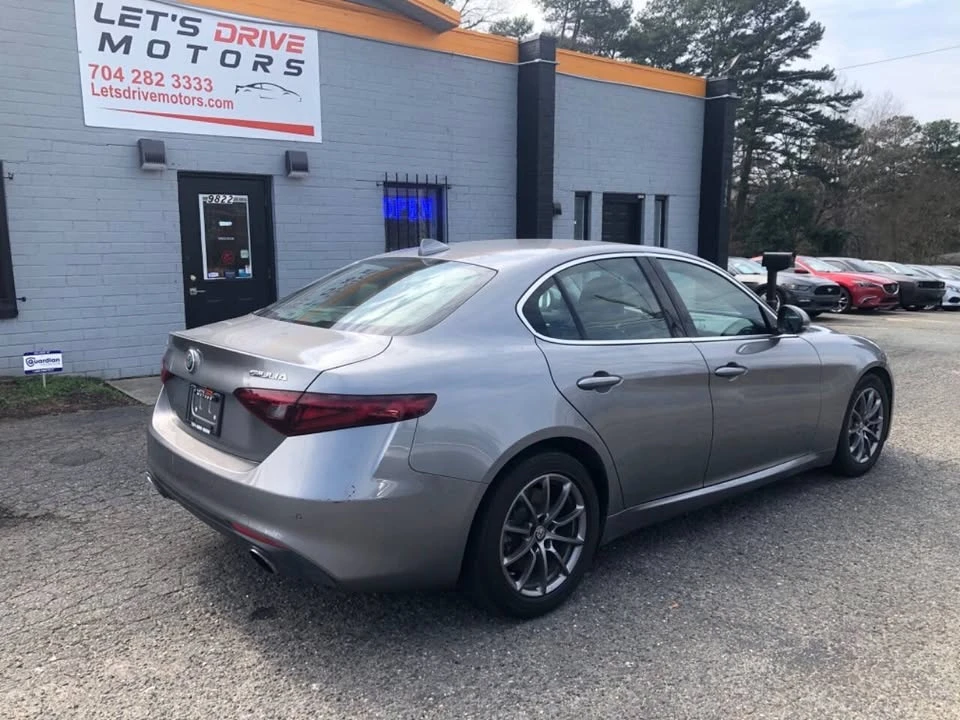 2018 Alfa Romeo Giulia - Image 2 of 14