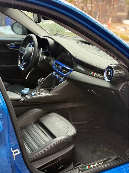 2018 Alfa Romeo Giulia - Image 4 of 17