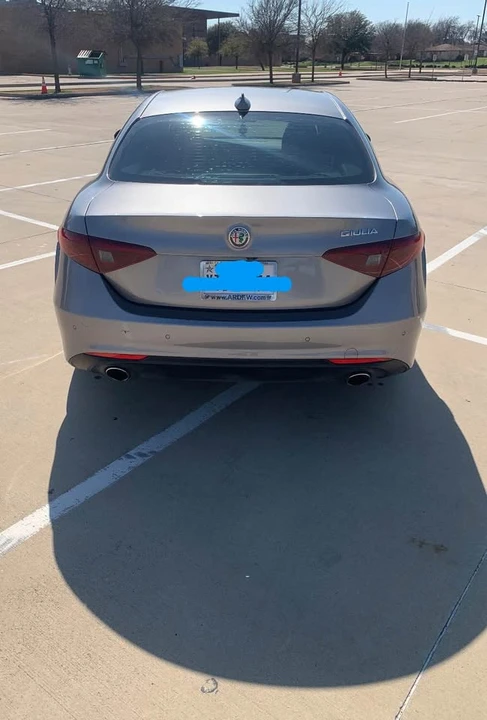 2018 Alfa Romeo Giulia - Image 5 of 13