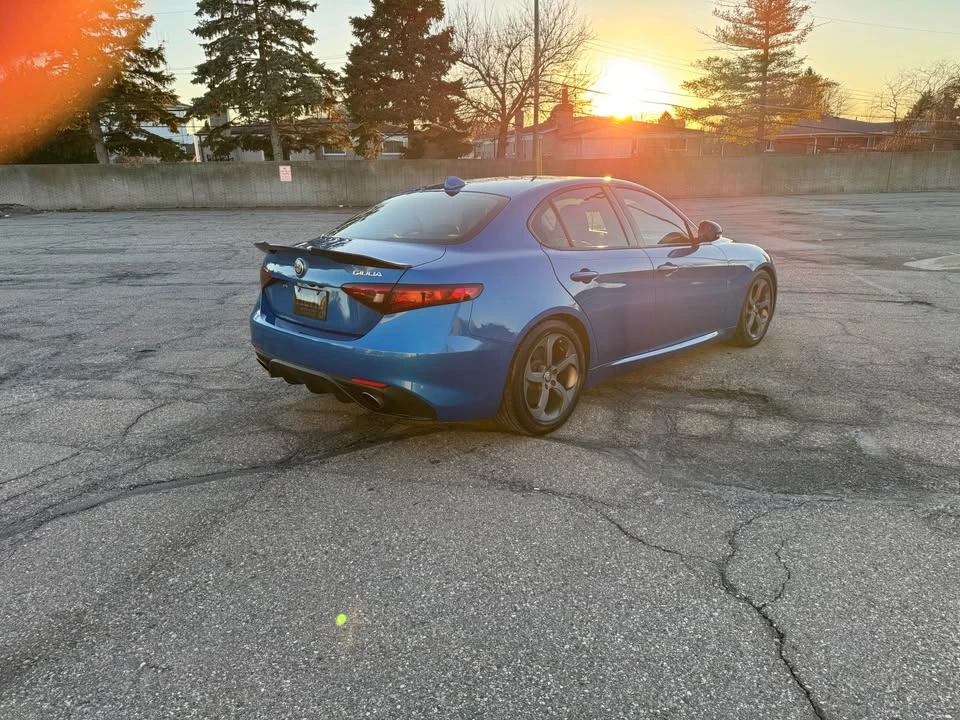 2018 Alfa Romeo Giulia - Image 5 of 16