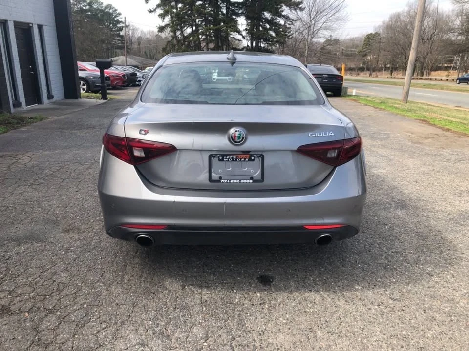 2018 Alfa Romeo Giulia - Image 3 of 14
