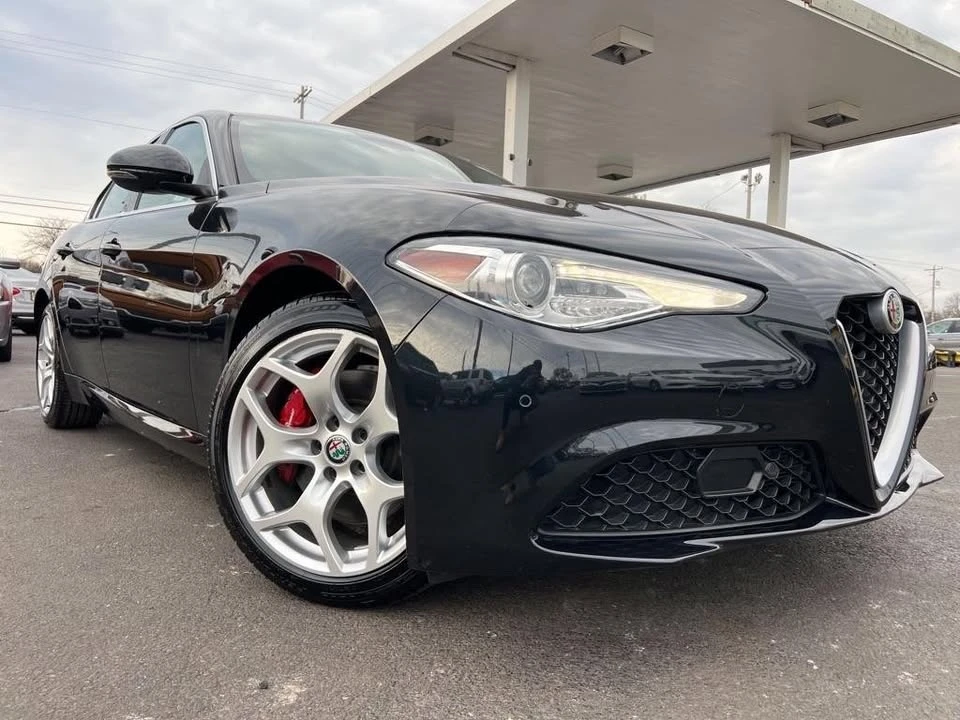 2018 Alfa Romeo Giulia - Image 8 of 20
