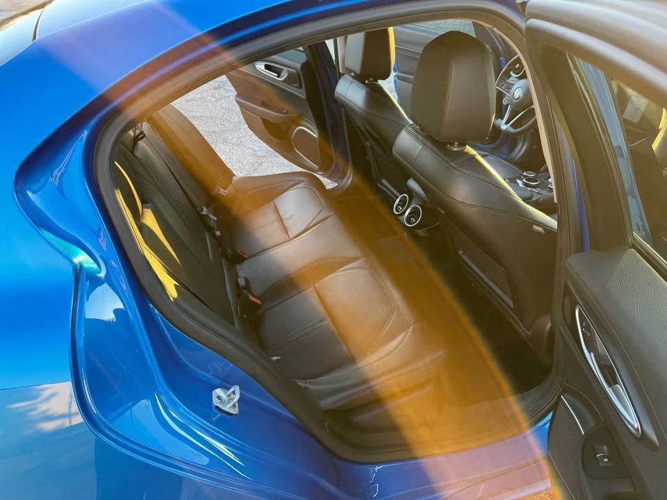 2018 Alfa Romeo Giulia - Image 12 of 16