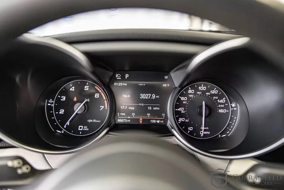 2018 Alfa Romeo Giulia - Image 6 of 9