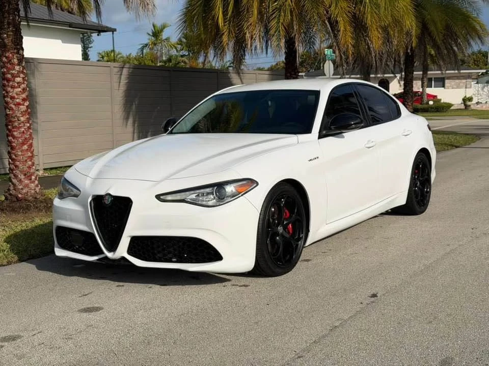 2018 Alfa Romeo Giulia - Image 3 of 17