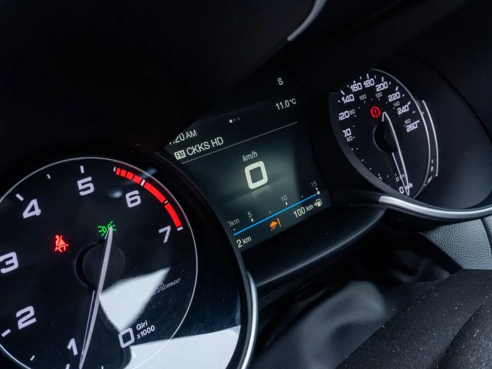 2018 Alfa Romeo Giulia - Image 18 of 20