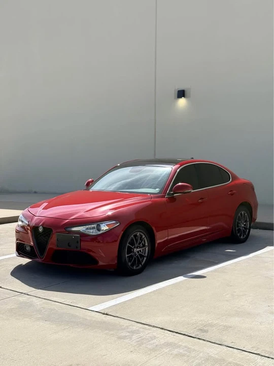 2018 Alfa Romeo Giulia - Image 2 of 8