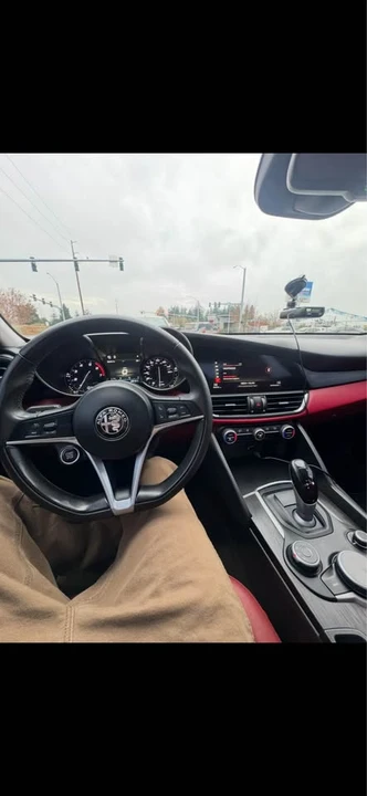 2018 Alfa Romeo Giulia - Image 7 of 7