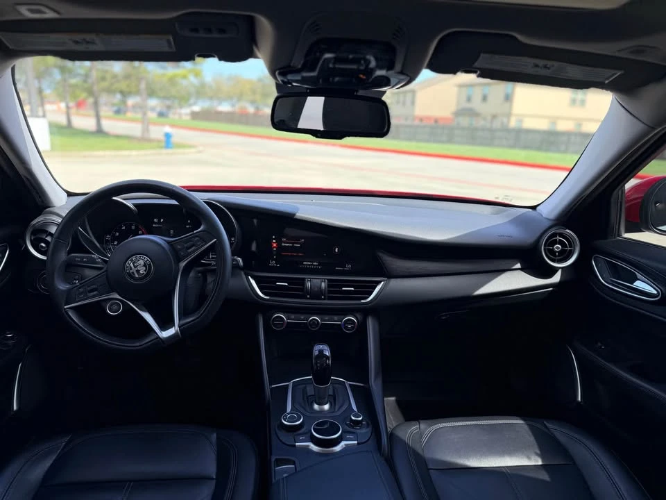 2018 Alfa Romeo Giulia - Image 8 of 8