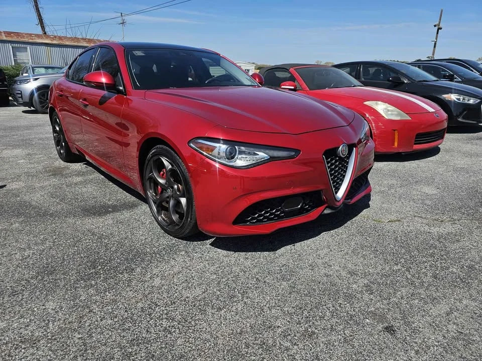 2018 Alfa Romeo Giulia - Image 6 of 8
