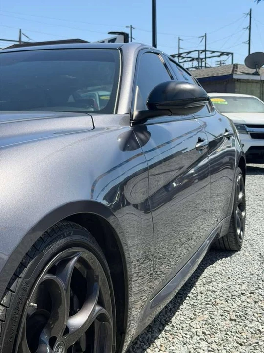 2018 Alfa Romeo Giulia - Image 11 of 14