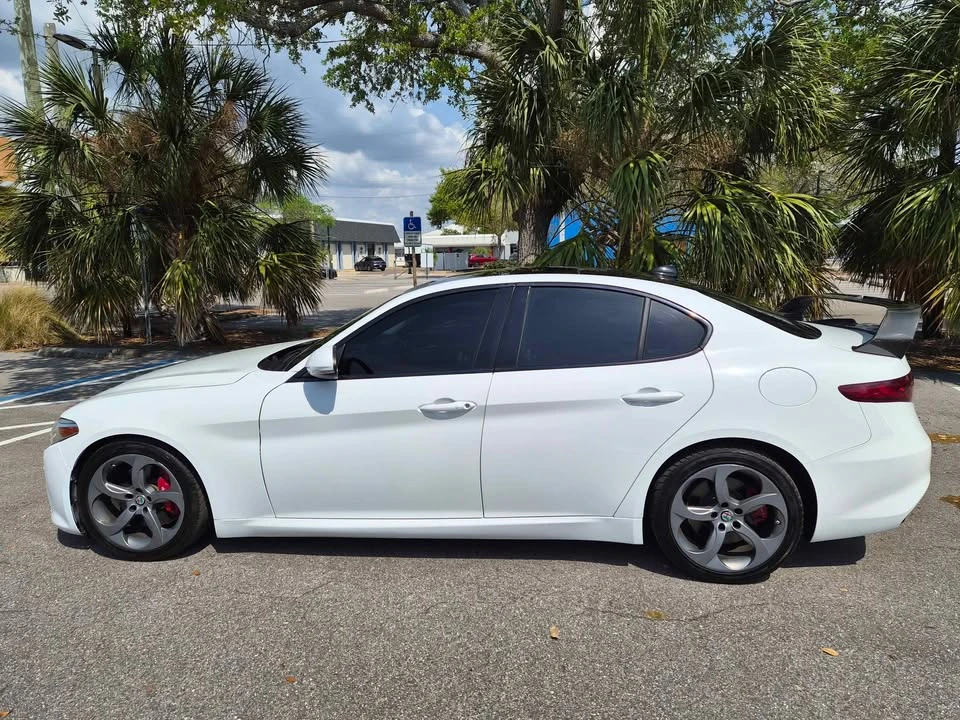2018 Alfa Romeo Giulia - Image 7 of 16