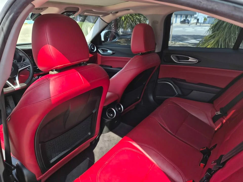 2018 Alfa Romeo Giulia - Image 11 of 16