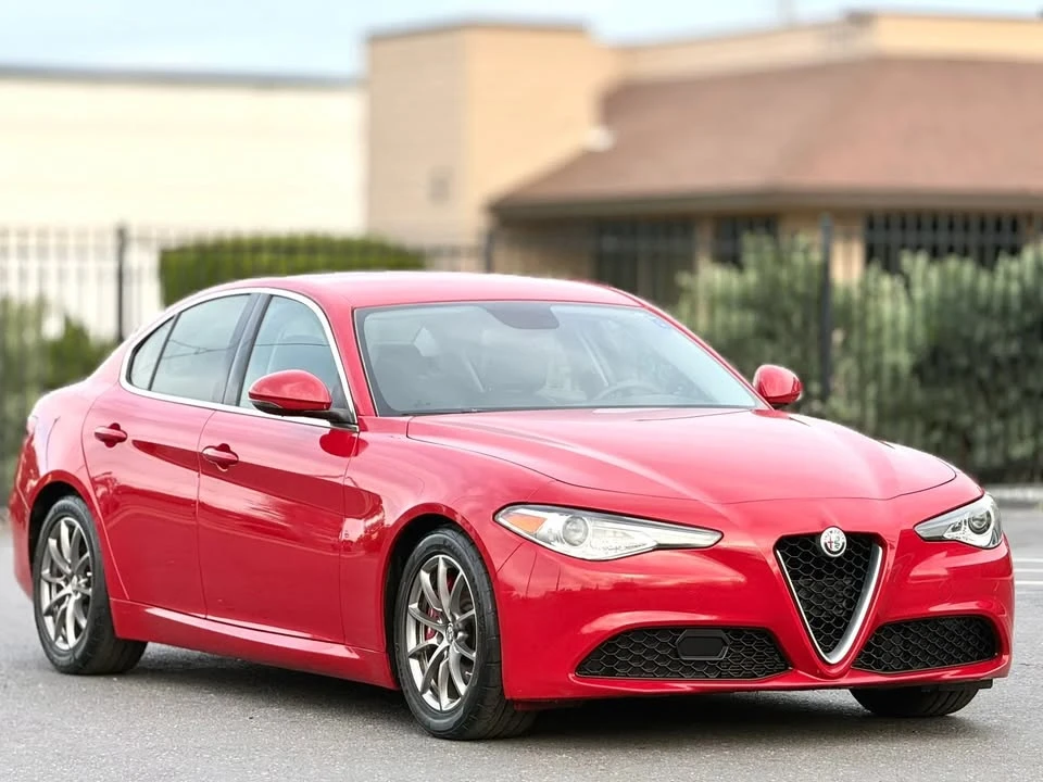 2018 Alfa Romeo Giulia - Image 3 of 15