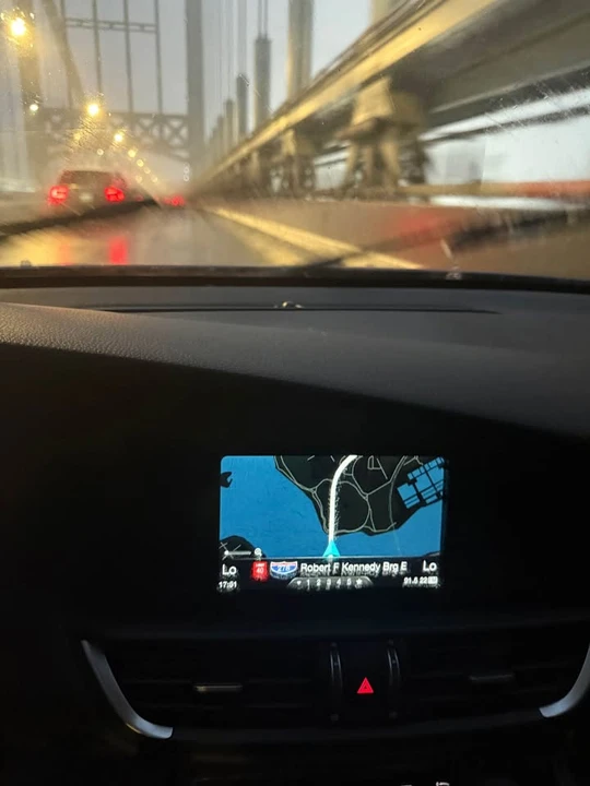 2018 Alfa Romeo Giulia - Image 16 of 18