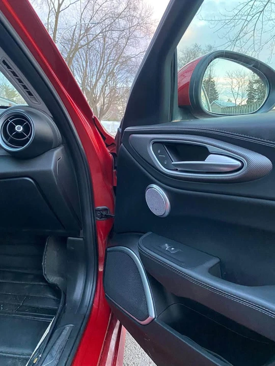 2018 Alfa Romeo Giulia - Image 8 of 14